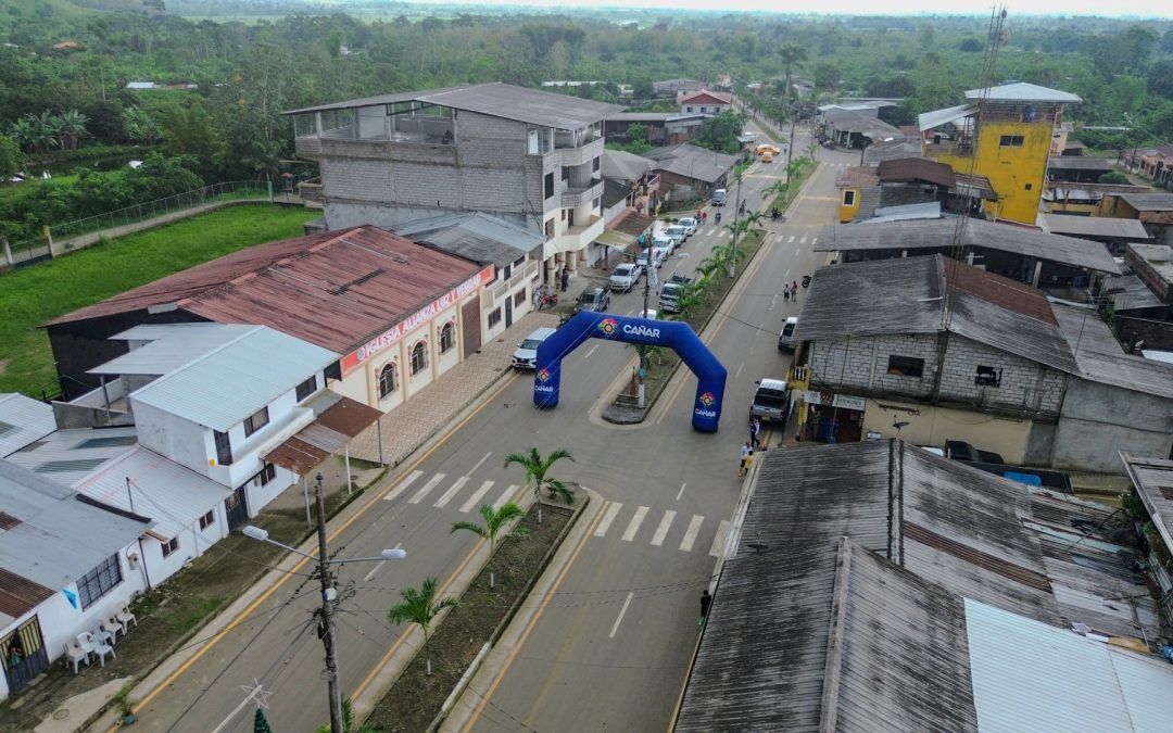 Inauguramos obra de asfaltado de la vía principal de Zhucay.